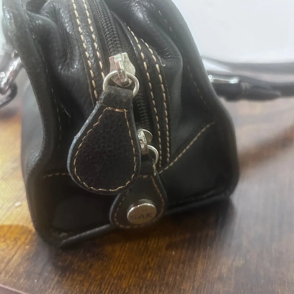 The Sak sak black
